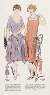 Images Dated 12th August 2019: Evening dress