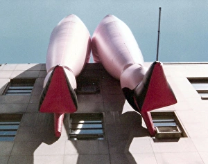 Images Dated 19th July 2016: Exhibition image large inflatable ladies legs