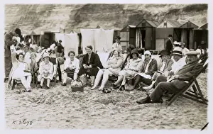 Extended Prints: Extended British Family Group on the Beach - Bournemouth
