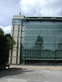 Reflective Prints: Exterior view of the Darwin Centre