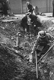 Extinguish Prints: Extinguishing a fire WWII