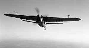 Images Dated 9th April 2020: Fairey Barracuda II BV858