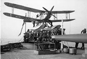 Catapult Prints: Fairey Queen IIIF MkIIIB S1536 on the catapult