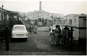 Amusements Gallery: Fairground, Pudsey, Yorkshire