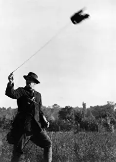 Falconry : Flying