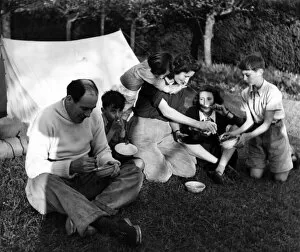 Images Dated 31st August 2011: Family Camping Meal