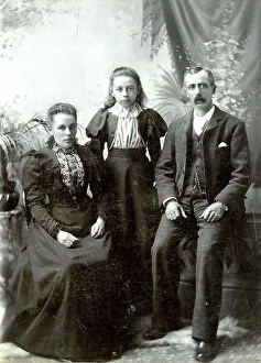 Tilley Prints: Family group in cabinet photograph