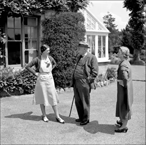 Harper Prints: Family group in a Devon garden