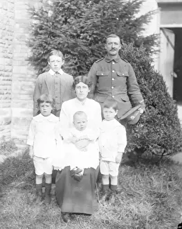 Family group with father in uniform, First World War
