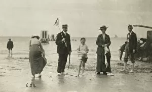 Family Group pose for a photograph at Margate