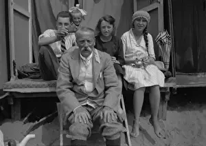 Tweedy Prints: Family on holiday in their beach hut