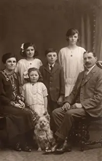 Pomeranian Prints: Family with a Pomeranian