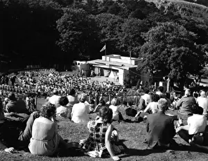 Family Seaside Show