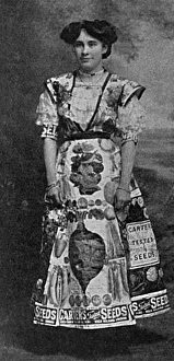 Images Dated 3rd November 2015: A fancy dress queen of the vegetable kingdom