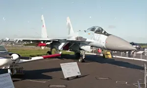 Farnborough 92 - Su-35 Blue 703