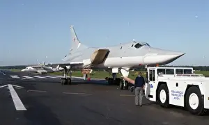 Farnborough 92 - Tu-22M-3 (unmarked)