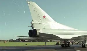 Farnborough 92 - Tu-22M-3 (unmarked)