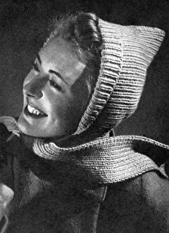 Knit Gallery: Fashion hood photograph, Britannia and Eve magazine, 1939