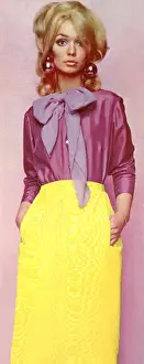 Trends Prints: Fashion trends Advertisement