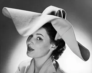 Women Gallery: Fashionable 1950S Hat
