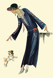 Images Dated 7th June 2011: Fashionable dress