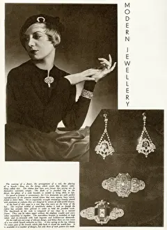 Brooches Prints: Fashionable jewellery 1933
