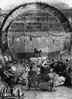 Images Dated 5th January 2017: Father Christmas at the Crystal Palace, Sydenham