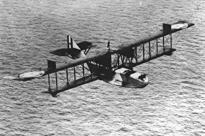 Owed Prints: Felixstowe F2A -used by the Royal Navy, it owed much to