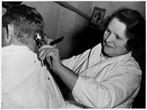 Female Barber / 1930S