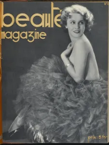 Magazine Covers Collection: Female Type / Beaute