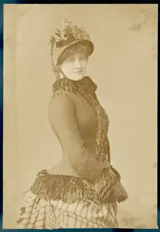 C1890 Prints: Female Type / Demure C1890