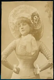 Artiste Prints: Female Type / Music Hall?