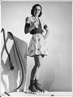 Linen Prints: Feminine Shorts 1930S