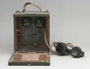 Images Dated 19th July 2016: Field telephone, No 100, Mark 234, 1917