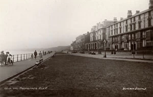 Images Dated 29th June 2018: FILEY / YORKS / 1920S