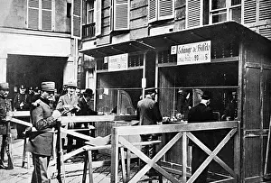 Situation Prints: Financial situation in Paris at the beginning of World War I