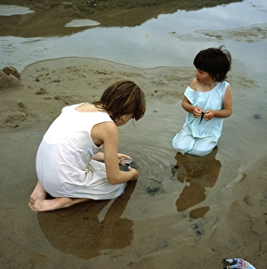 Images Dated 12th April 2017: Finding Nemo. Saltburn by the Sea 1970s