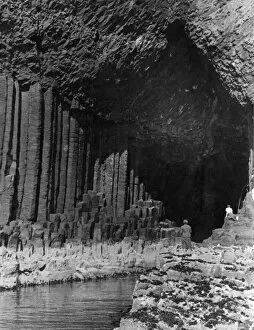 Images Dated 10th March 2011: Fingals Cave
