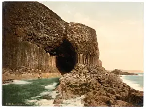 Staffa Prints: Fingals Cave, Staffa, Scotland