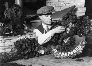 Touches Prints: Finishing Poppy Wreaths