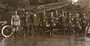 Fire engine with crew, Southgate, North London, WW1