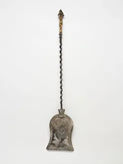 Images Dated 27th March 2018: Fire shovel, reverse