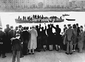 Greeting Prints: Fireboat Massey Shaw returning after Dunkirk, WW2