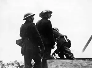 Rotherhithe Prints: Firefighters at work in Rotherhithe Street, WW2