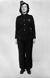 Firewomans uniform of the NFS, WW2