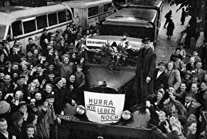 Images Dated 23rd October 2004: The First Bus out of West Berlin after the Blockade, 1949