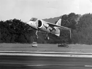 Tests Prints: The first Hawker P1127 XP831 during hovering tests