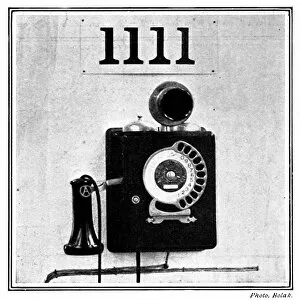 Images Dated 18th August 2004: The First Modern Telephone, 1909