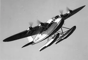 The first Short S22 Scion Senior VT-AGU