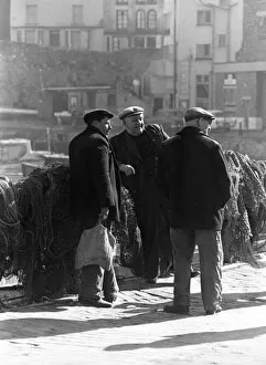 Images Dated 14th March 2017: Fishermen in Brixham Harbour, Devon